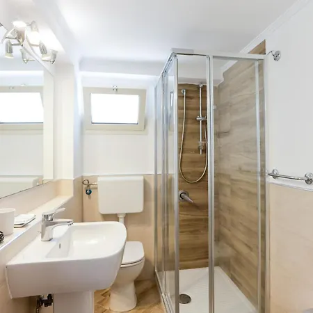 Galiani 20 Appartement *