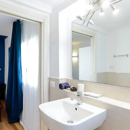 Appartement Galiani 20 *